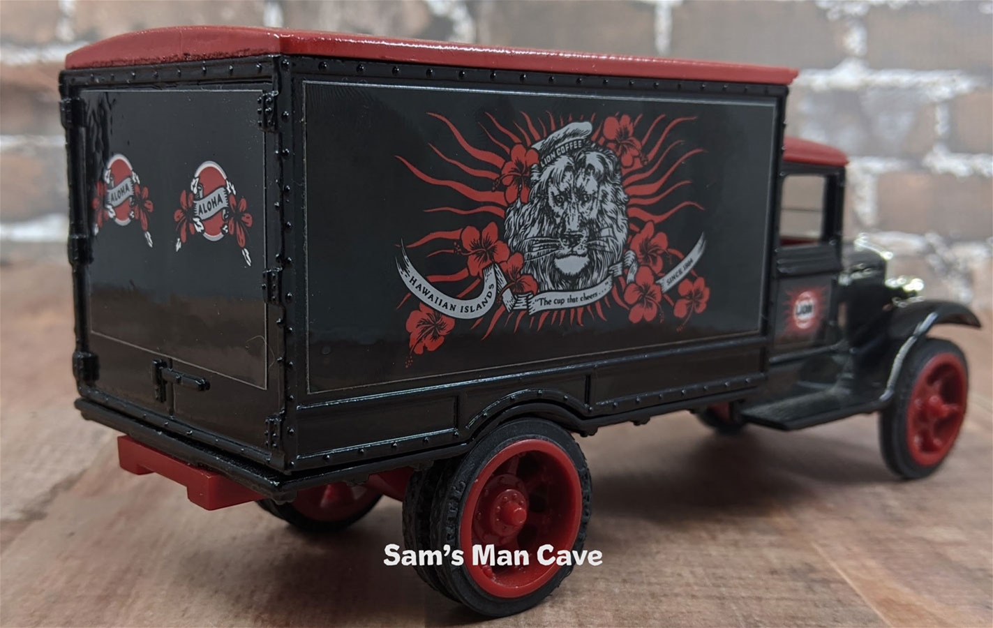 1931 hawkeye motor truck bank
