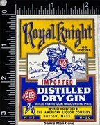 Royal Knight Distilled Dry Gin Label