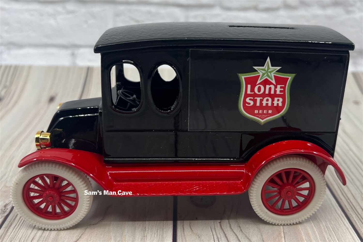 Lone Star 1920 International Delivery Truck