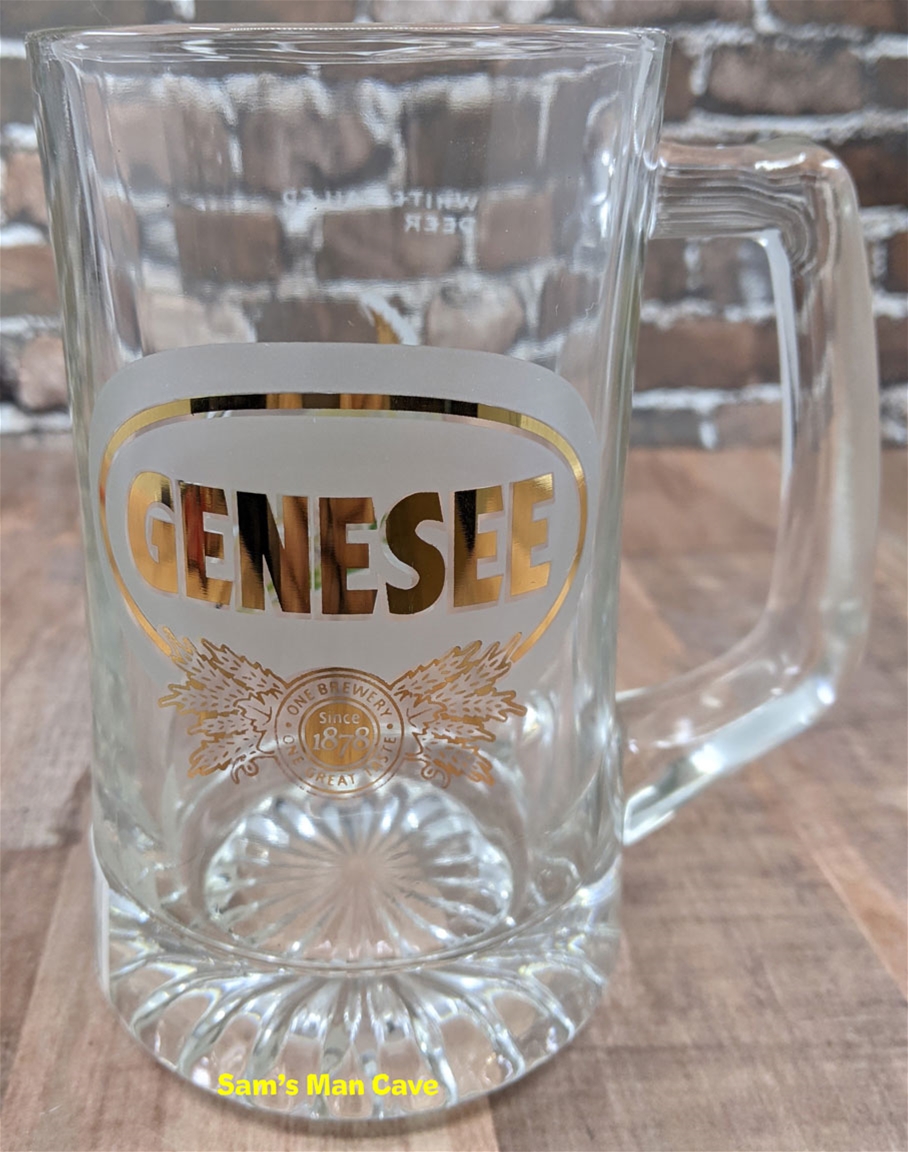 Genesee White-Tailed Deer Glass Mug