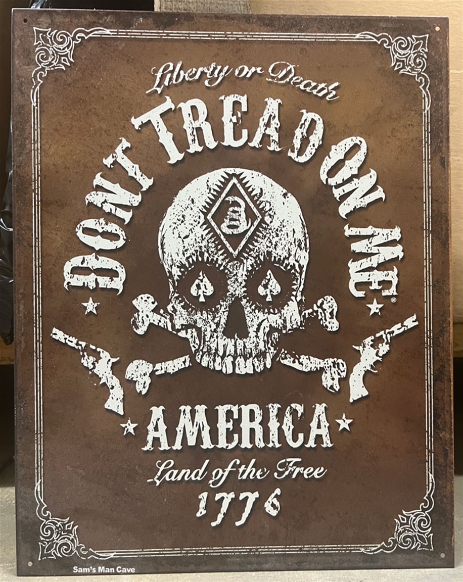 Don't Tread on Me America 1776 Tin Sign