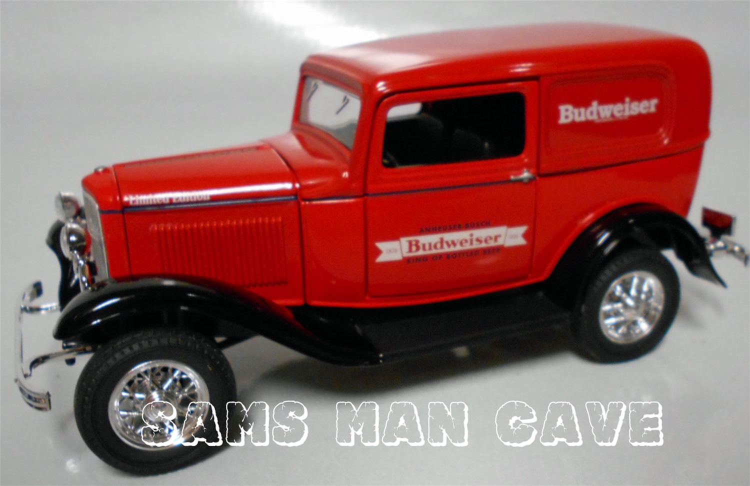 Budweiser 1932 Ford Sedan Delivery Bank