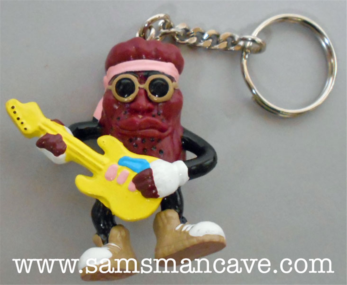 California Raisin Guitar Player Keychain