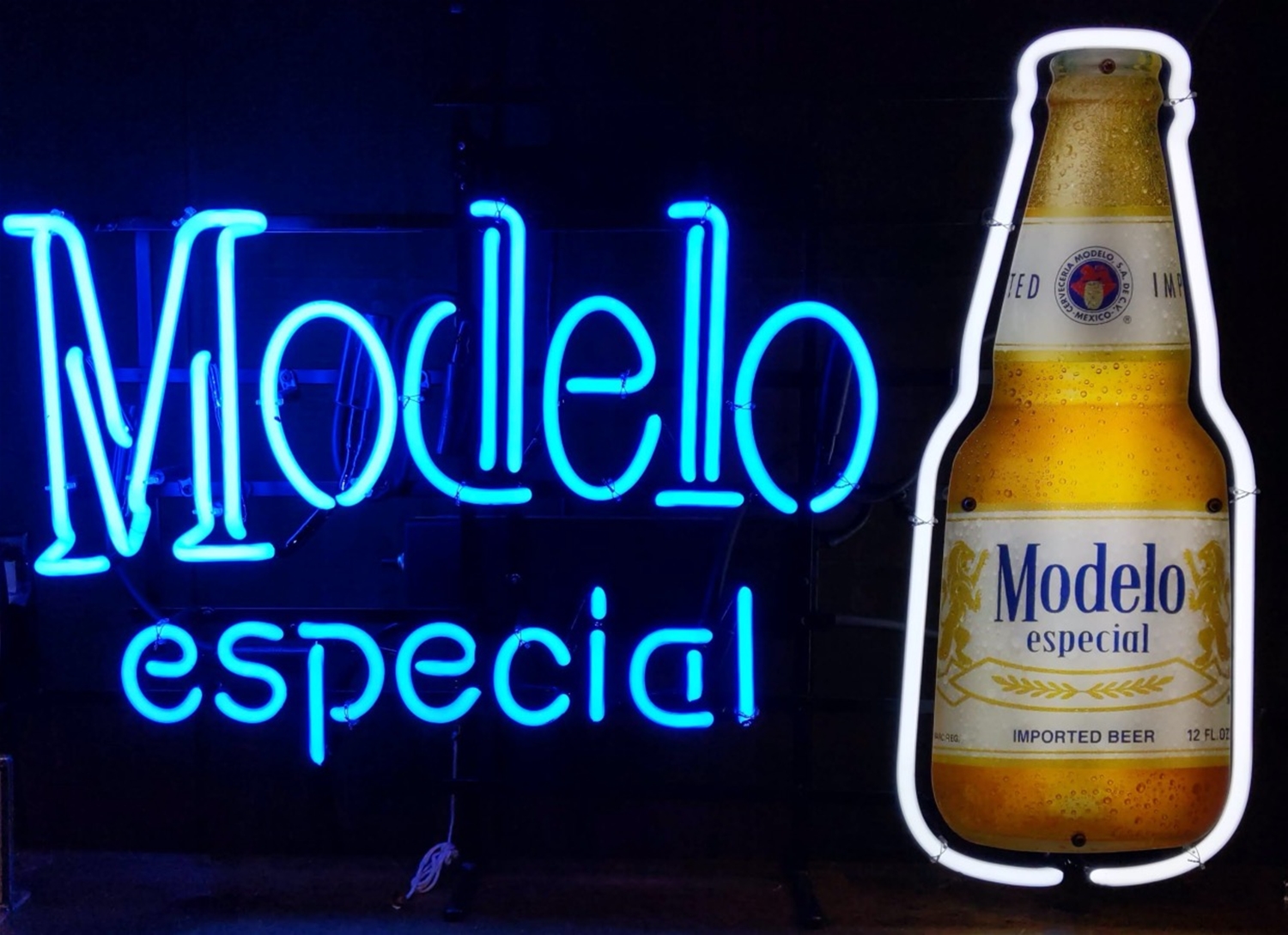 Modelo Especial Neon